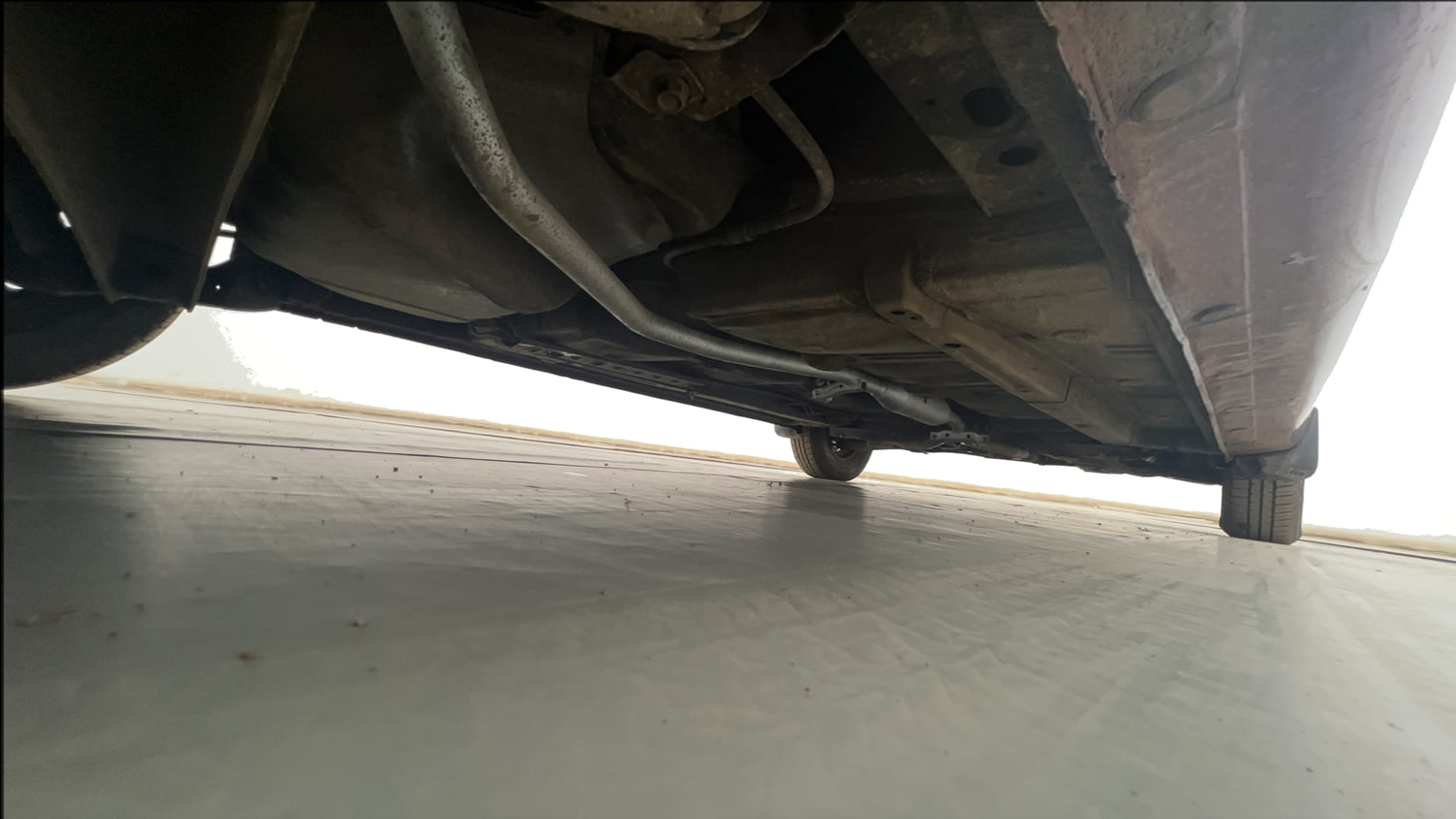 Used 2015 Hyundai i10 Magna 1.1 iRDE2 Petrol Manual extra REAR RIGHT UNDERBODY VIEW