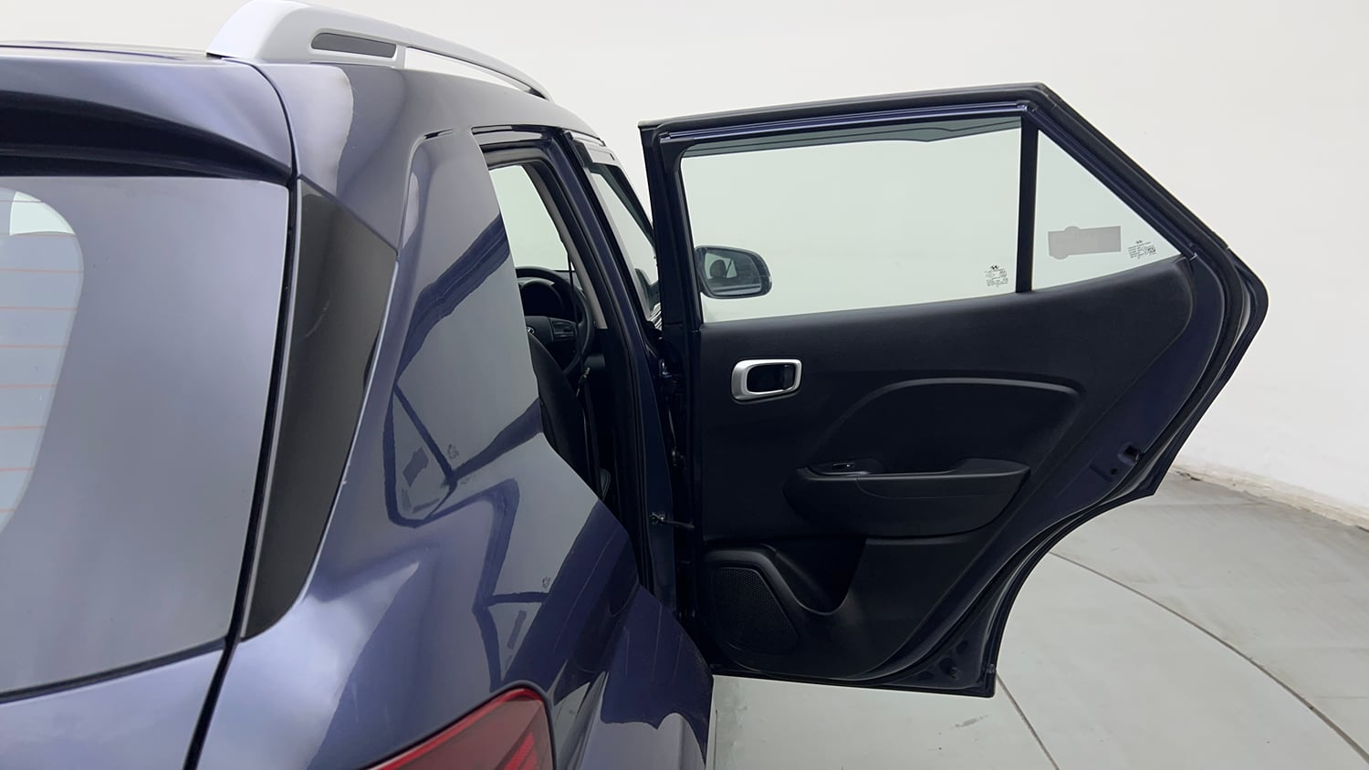 Used 2021 Hyundai Venue SX 1.0 Turbo Petrol Manual interior RIGHT REAR DOOR OPEN VIEW