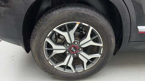 Used 2020 kia Seltos GTX Plus DCT 1.4 Petrol Automatic tyres RIGHT REAR TYRE RIM VIEW