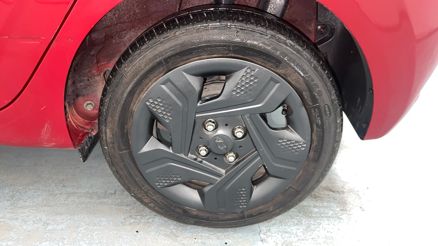 Used 2021 Hyundai Grand i10 Nios Magna Corporate Edition 1.2 Kappa VTVT Petrol Manual tyres LEFT REAR TYRE RIM VIEW