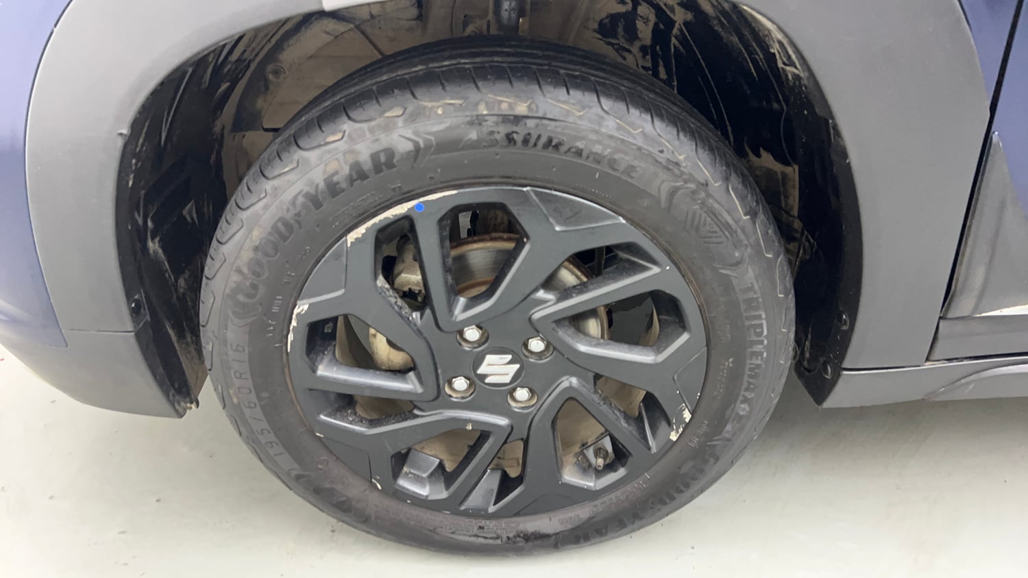 Used 2023 Maruti Suzuki Fronx Delta Plus 1.2L AGS Petrol Automatic tyres LEFT FRONT TYRE RIM VIEW