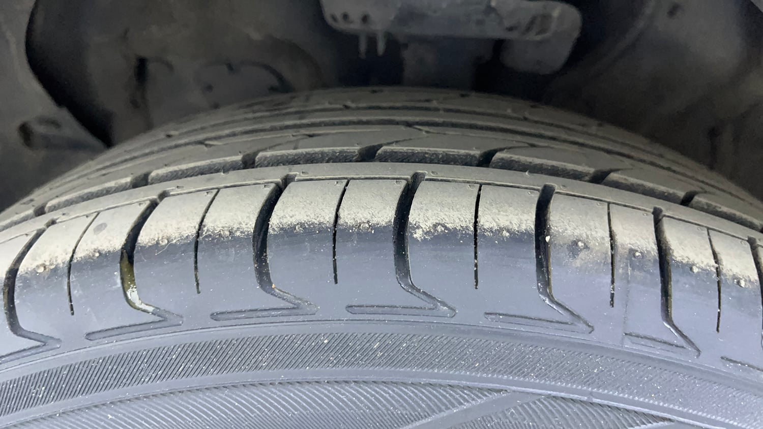 Used 2022 Kia Seltos GTX Plus 1.4 DCT Petrol Automatic tyres LEFT FRONT TYRE TREAD VIEW