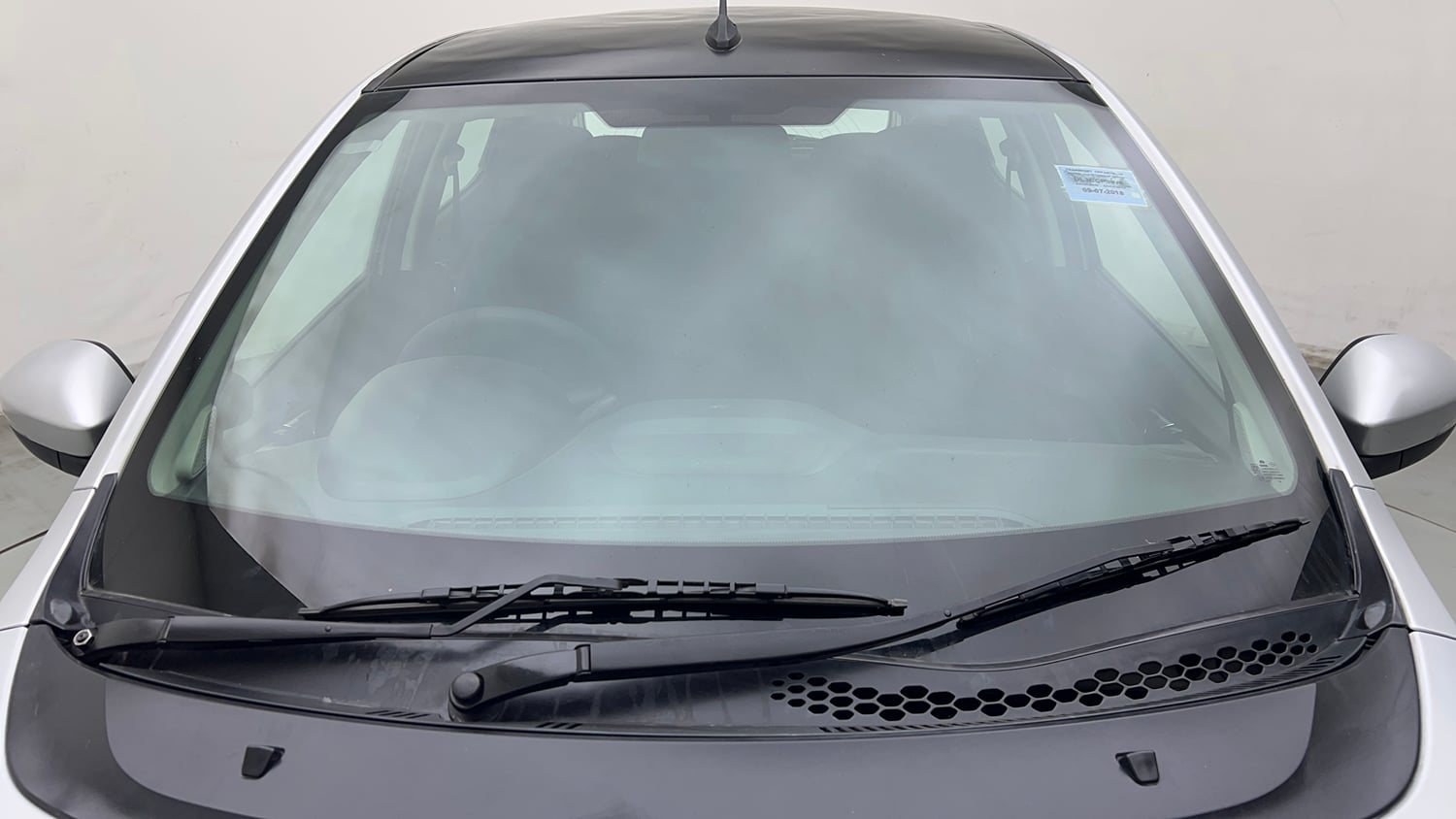 Used 2018 Tata Tiago Revotron XZ Petrol Manual exterior FRONT WINDSHIELD VIEW