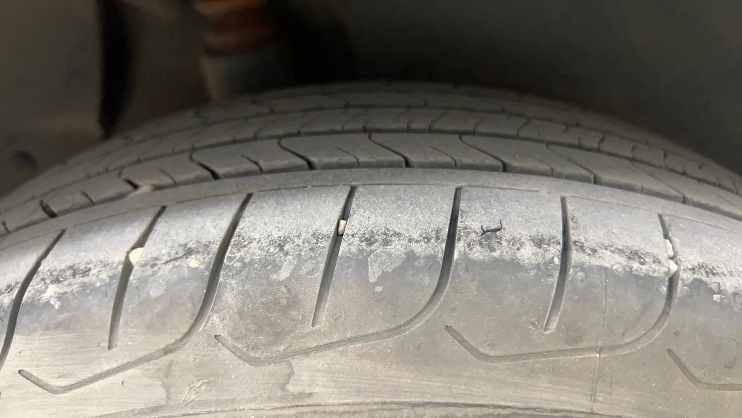 Used 2015 Hyundai Creta 1.6 SX Plus AT Diesel Automatic tyres RIGHT REAR TYRE TREAD VIEW