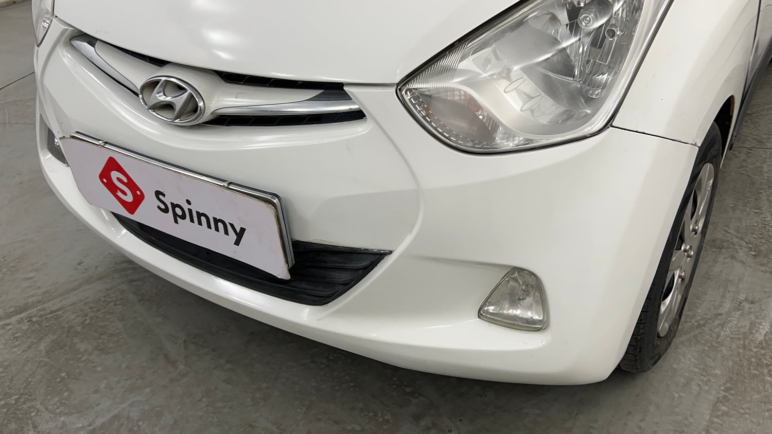 Used 2018 Hyundai Eon Magna + Petrol Manual dents MINOR SCRATCH