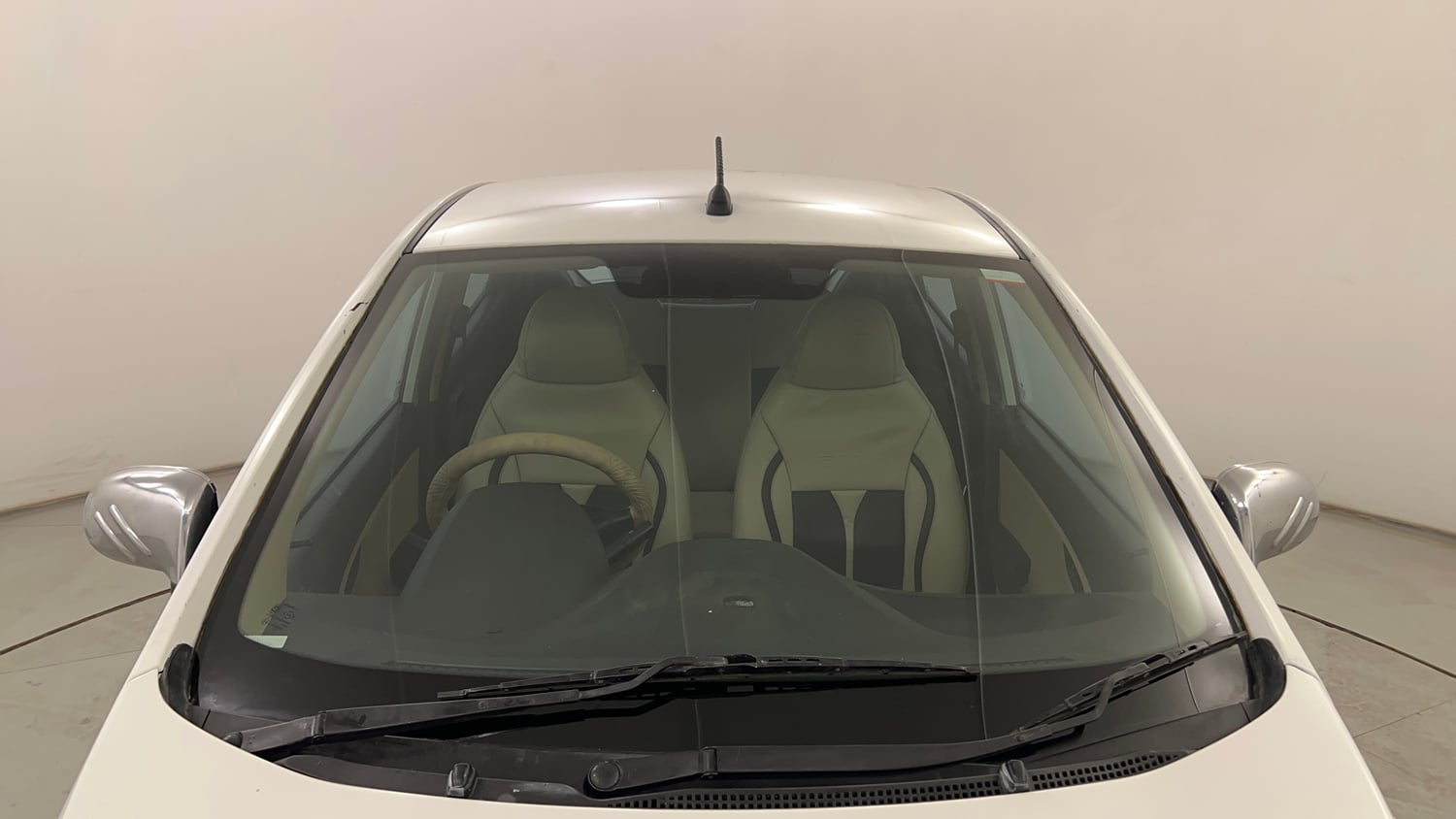Used 2018 Hyundai Eon Magna + Petrol Manual exterior FRONT WINDSHIELD VIEW