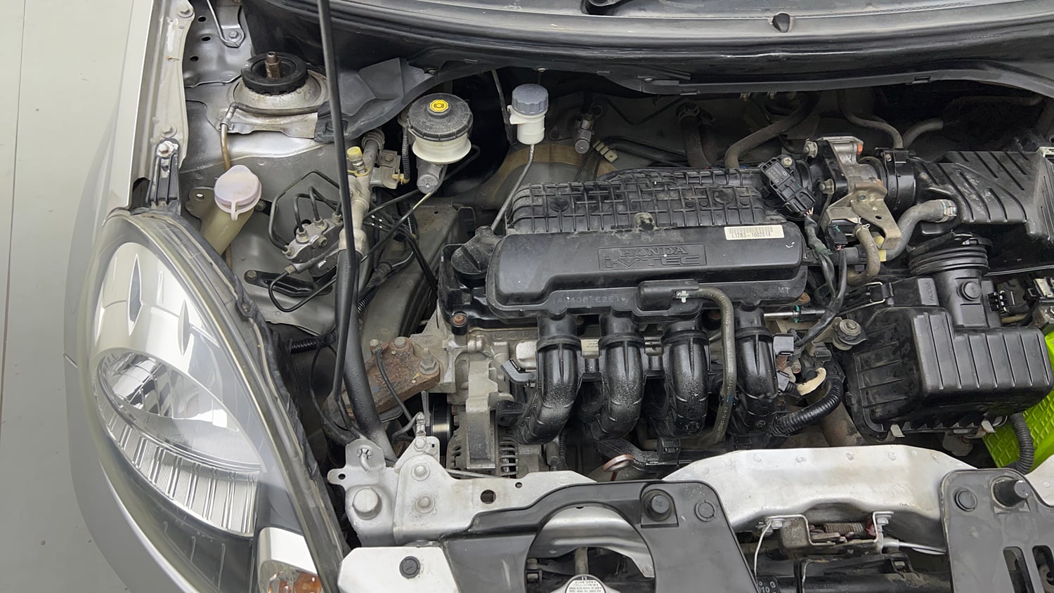 Used 2014 Honda Amaze 1.2 EX i-VTEC Petrol Manual engine ENGINE RIGHT SIDE VIEW