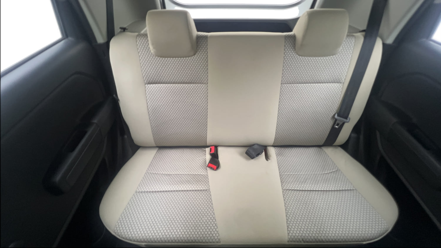 Used 2020 Maruti Suzuki Wagon R 1.0 LXi 1.0 Petrol Manual interior REAR SEAT CONDITION VIEW