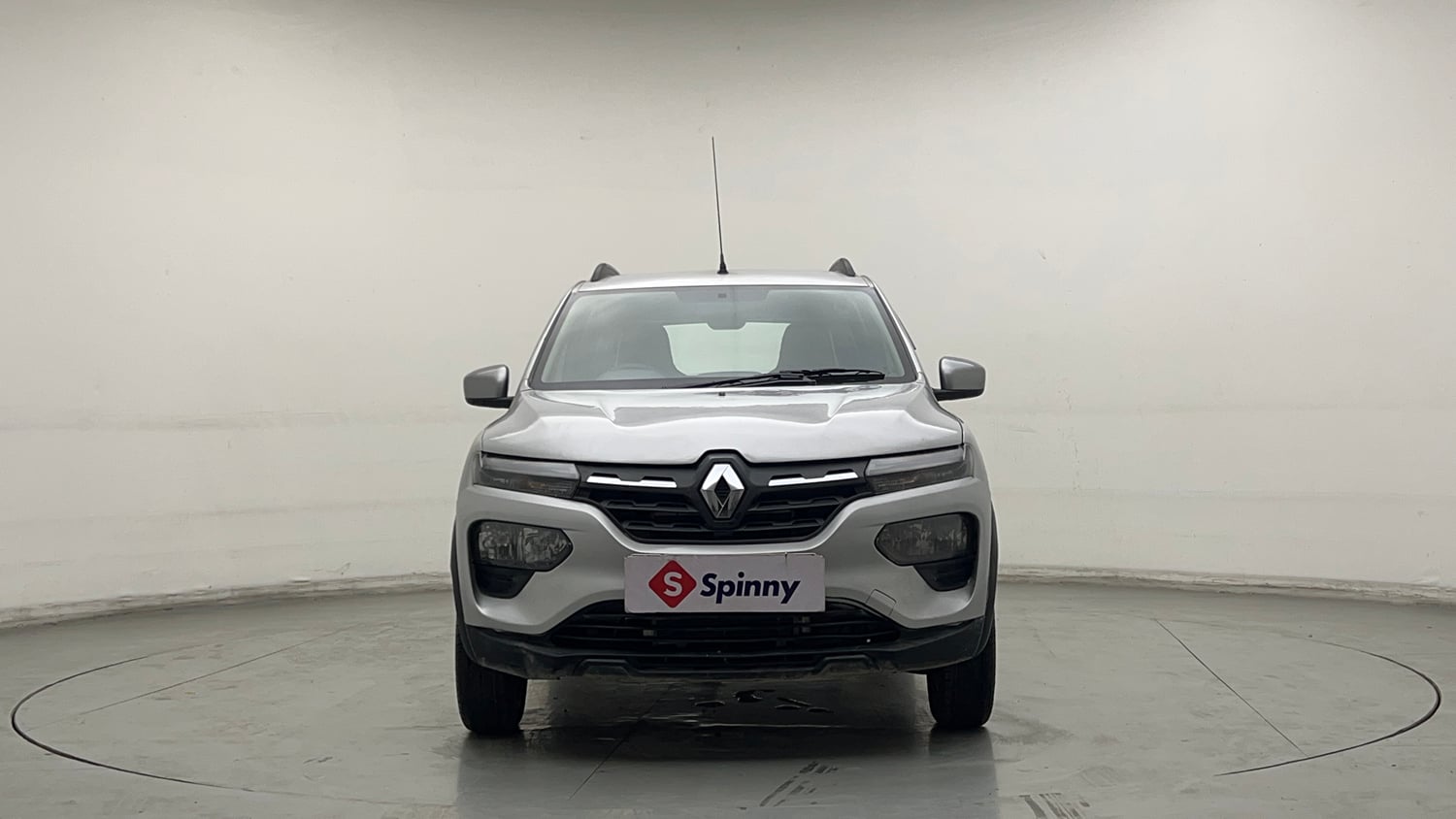 Used 2020 Renault Kwid RXT 1.0 Opt Petrol Manual exterior FRONT VIEW