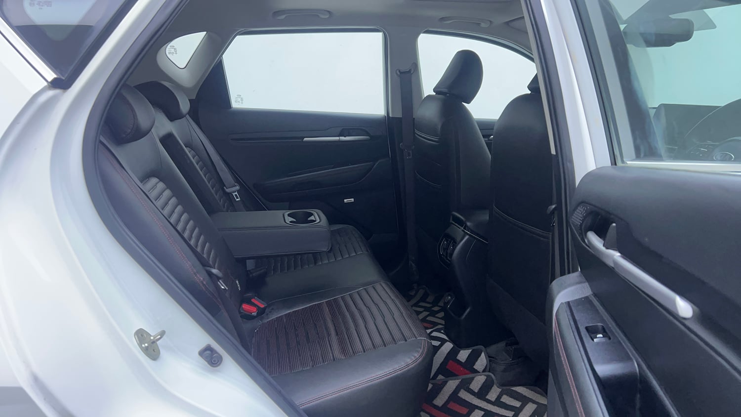 Used 2020 Kia Sonet GTX Plus 1.5 AT Diesel Automatic interior RIGHT SIDE REAR DOOR CABIN VIEW
