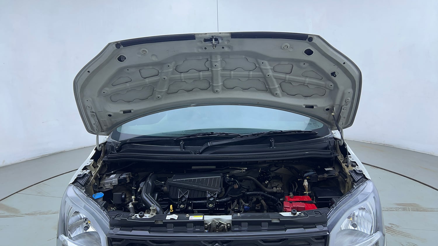 Used 2022 Maruti Suzuki Wagon R VXI 1.0 CNG Cng Manual engine ENGINE & BONNET OPEN FRONT VIEW