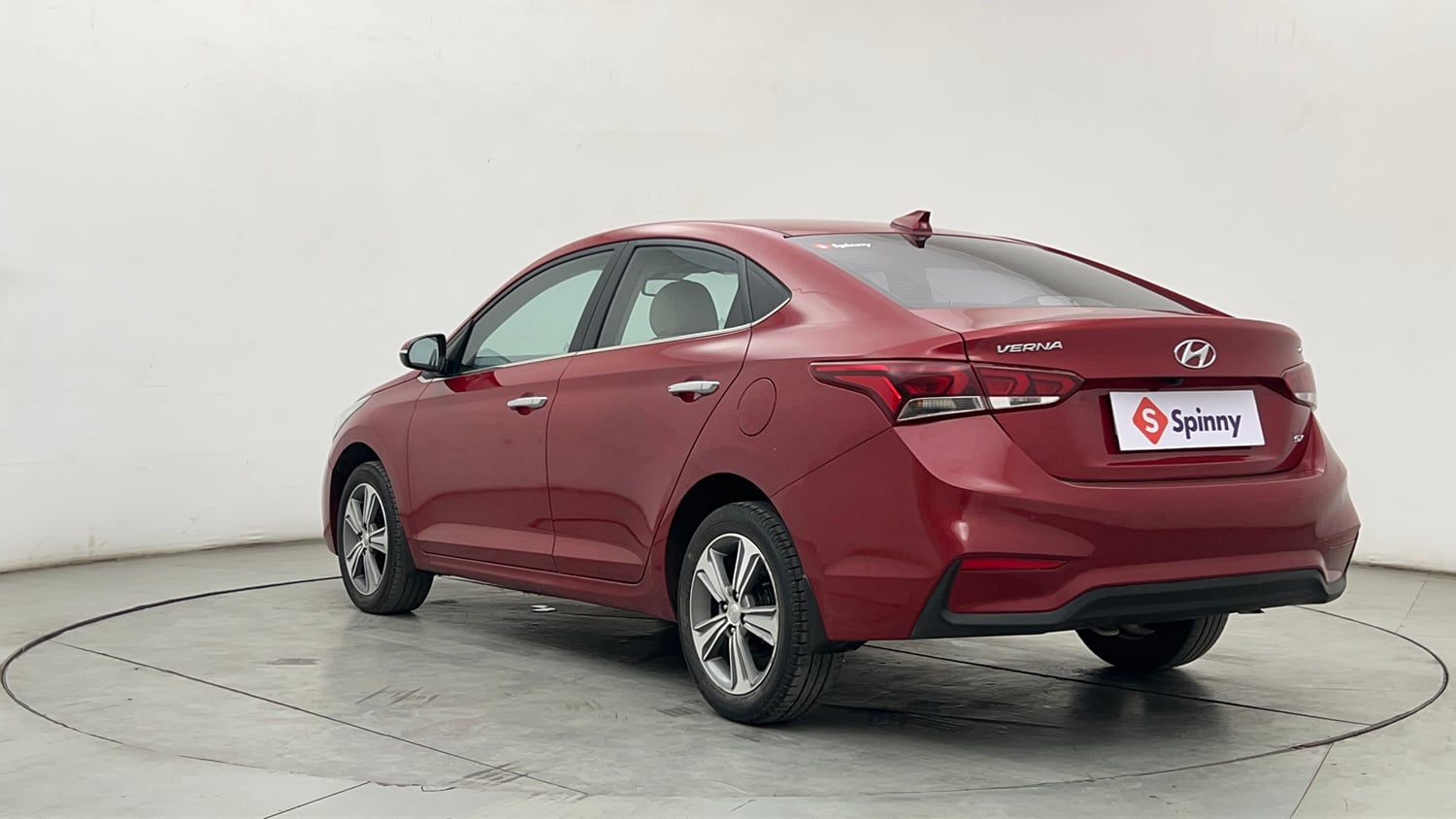 Used 2019 Hyundai Verna SX 1.6 VTVT Petrol Manual exterior LEFT REAR CORNER VIEW