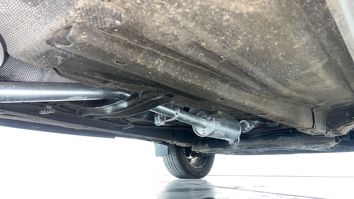 Used 2016 Ford EcoSport Titanium 1.5L Ti-VCT AT Petrol Automatic extra REAR RIGHT UNDERBODY VIEW