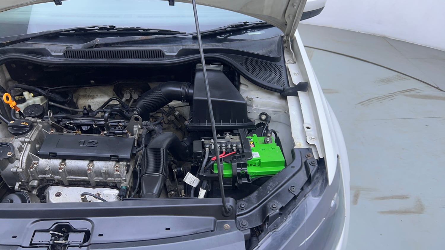 Used 2013 Volkswagen Polo Comfortline 1.2L (P) Petrol Manual engine ENGINE & BONNET OPEN FRONT VIEW