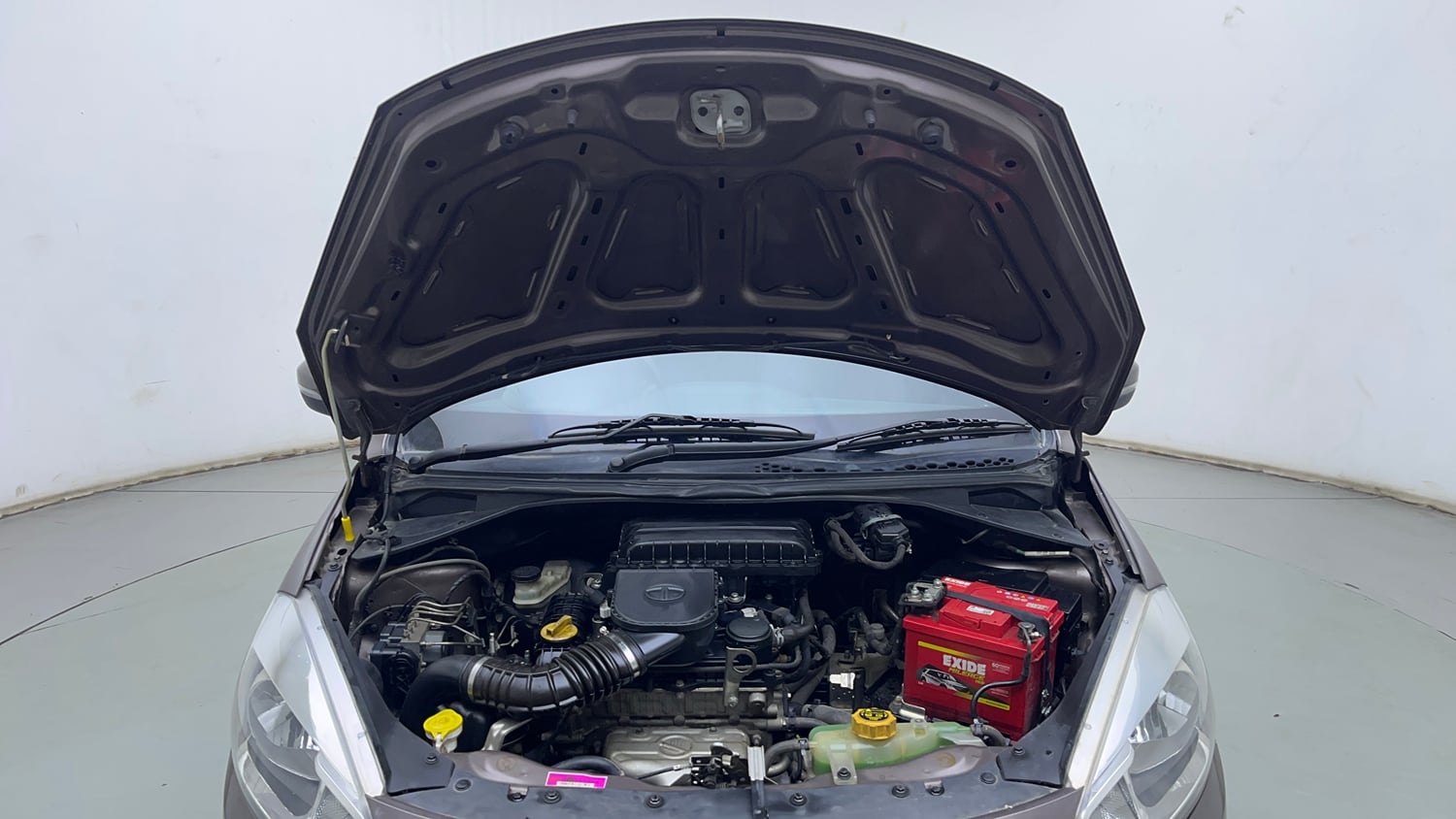 Used 2018 Tata Tiago Revotron XZA Petrol Automatic engine ENGINE & BONNET OPEN FRONT VIEW