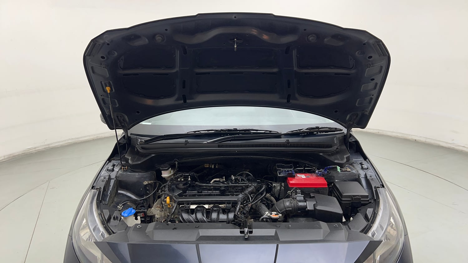 Used 2020 Hyundai i20 Sportz 1.2 MT Petrol Manual engine ENGINE & BONNET OPEN FRONT VIEW