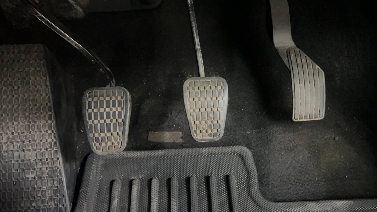 Used 2023 Tata Punch Creative Dual Tone Petrol Manual interior PEDALS VIEW