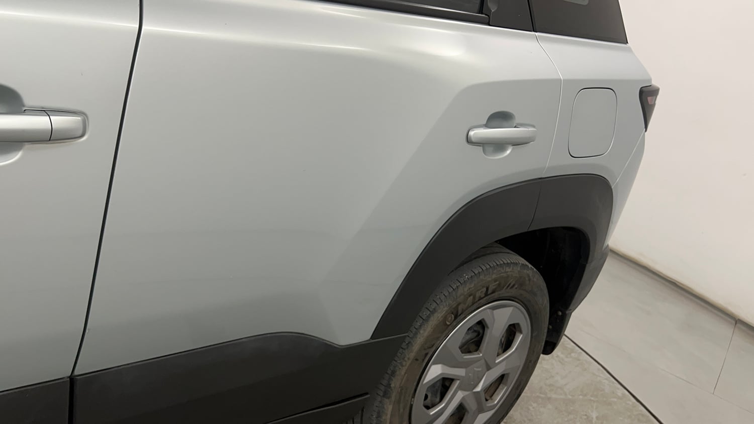 Used 2023 Maruti Suzuki Brezza VXi Petrol Manual dents MINOR SCRATCH