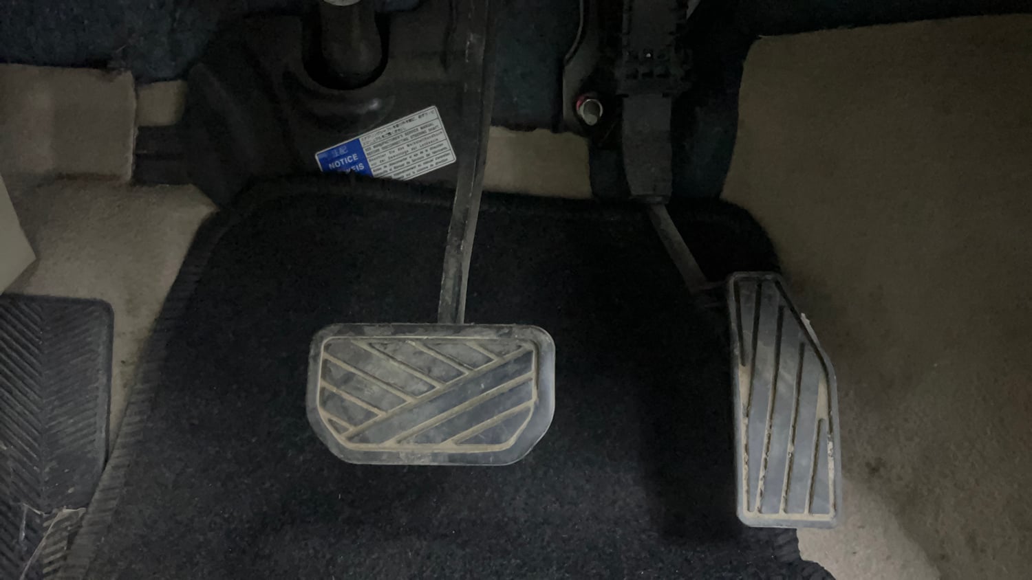 Used 2019 Maruti Suzuki Dzire VXi AMT Petrol Automatic interior PEDALS VIEW