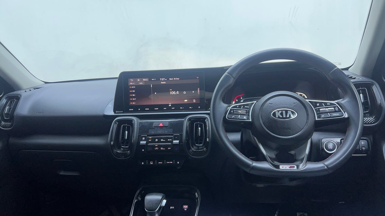 Used 2020 Kia Sonet GTX Plus 1.5 AT Diesel Automatic interior DASHBOARD VIEW