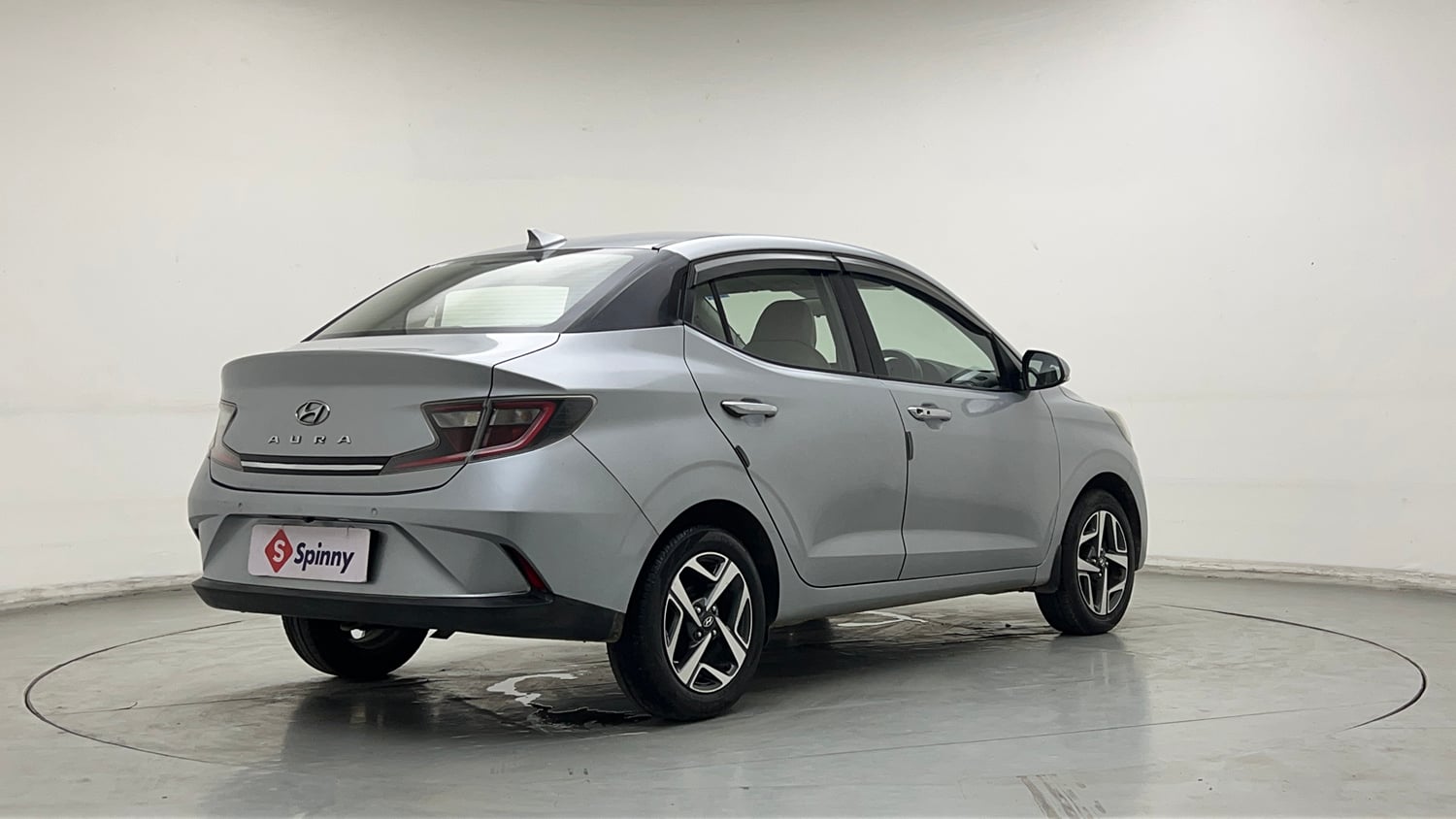 Used 2020 Hyundai Aura SX 1.2 Petrol Petrol Manual exterior RIGHT REAR CORNER VIEW