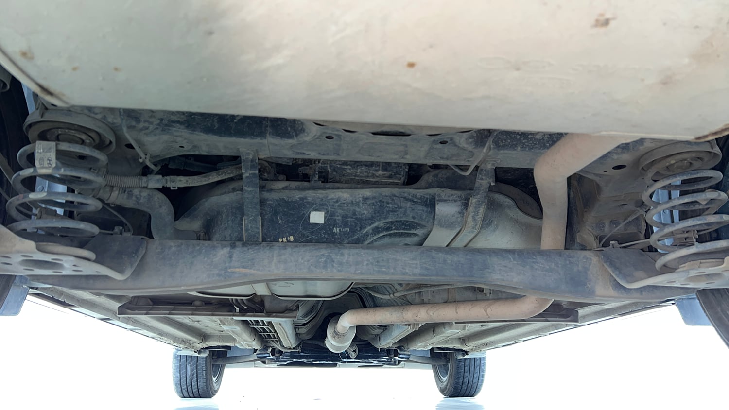 Used 2020 Kia Seltos Anniversary Edition 1.5 Petrol Manual extra REAR UNDERBODY VIEW (TAKEN FROM REAR)
