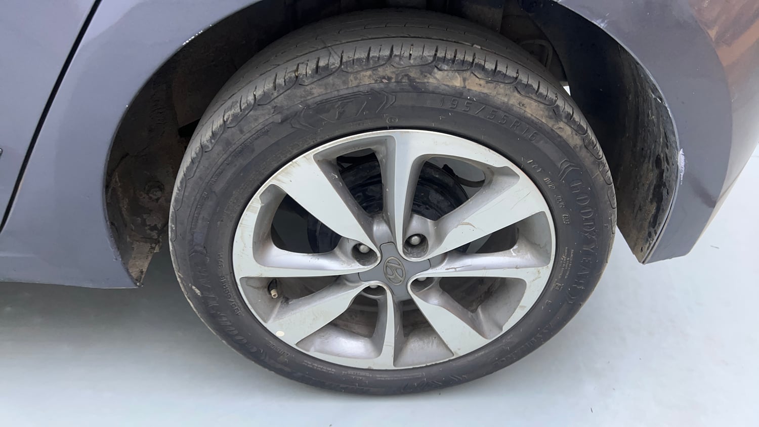 Used 2017 Hyundai Elite i20 Asta 1.2 Petrol Manual tyres LEFT REAR TYRE RIM VIEW