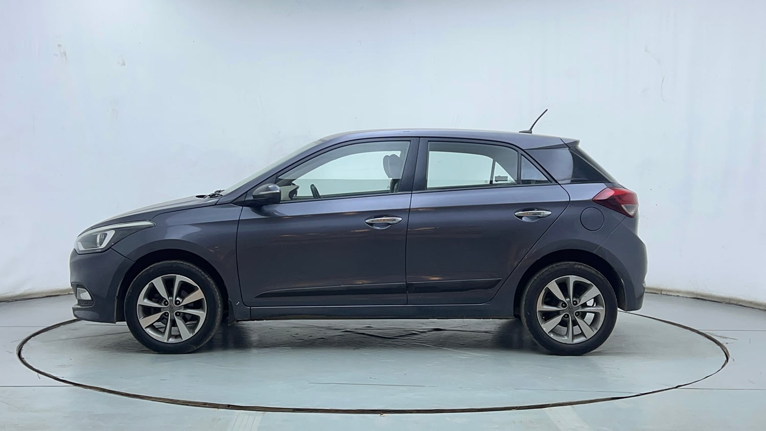 Used 2017 Hyundai Elite i20 Asta 1.2 Petrol Manual exterior LEFT SIDE VIEW