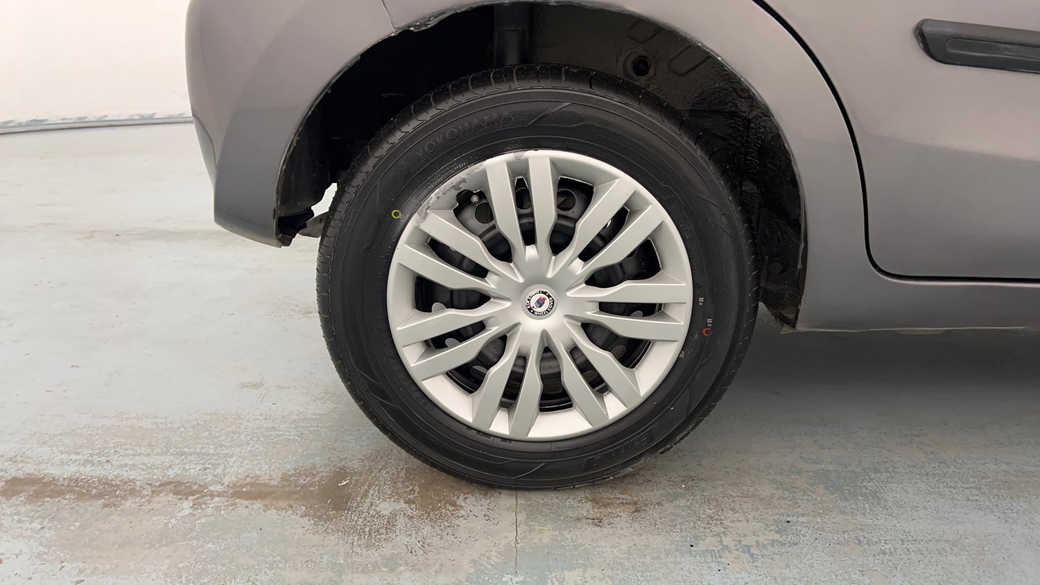 Used 2017 Maruti Suzuki Celerio VXi Petrol Manual tyres RIGHT REAR TYRE RIM VIEW