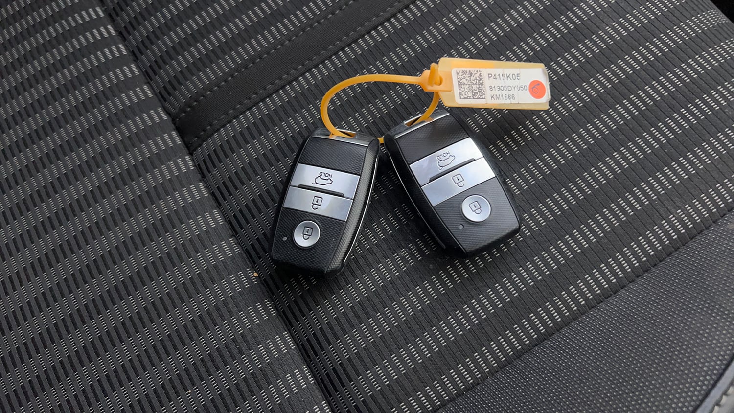 Used 2022 Kia Carens Prestige Plus 1.4 Petrol MT 7 STR Petrol Manual extra CAR KEY VIEW