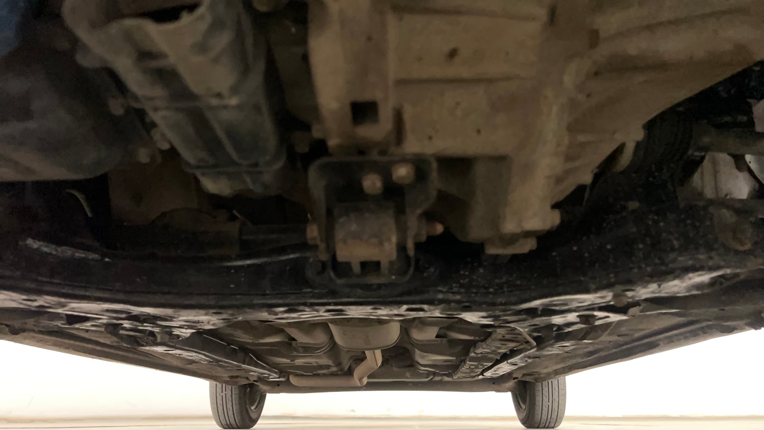 Used 2016 Hyundai Grand i10 Magna 1.2 Kappa VTVT CNG (outside fitted) Cng Manual extra FRONT LEFT UNDERBODY VIEW