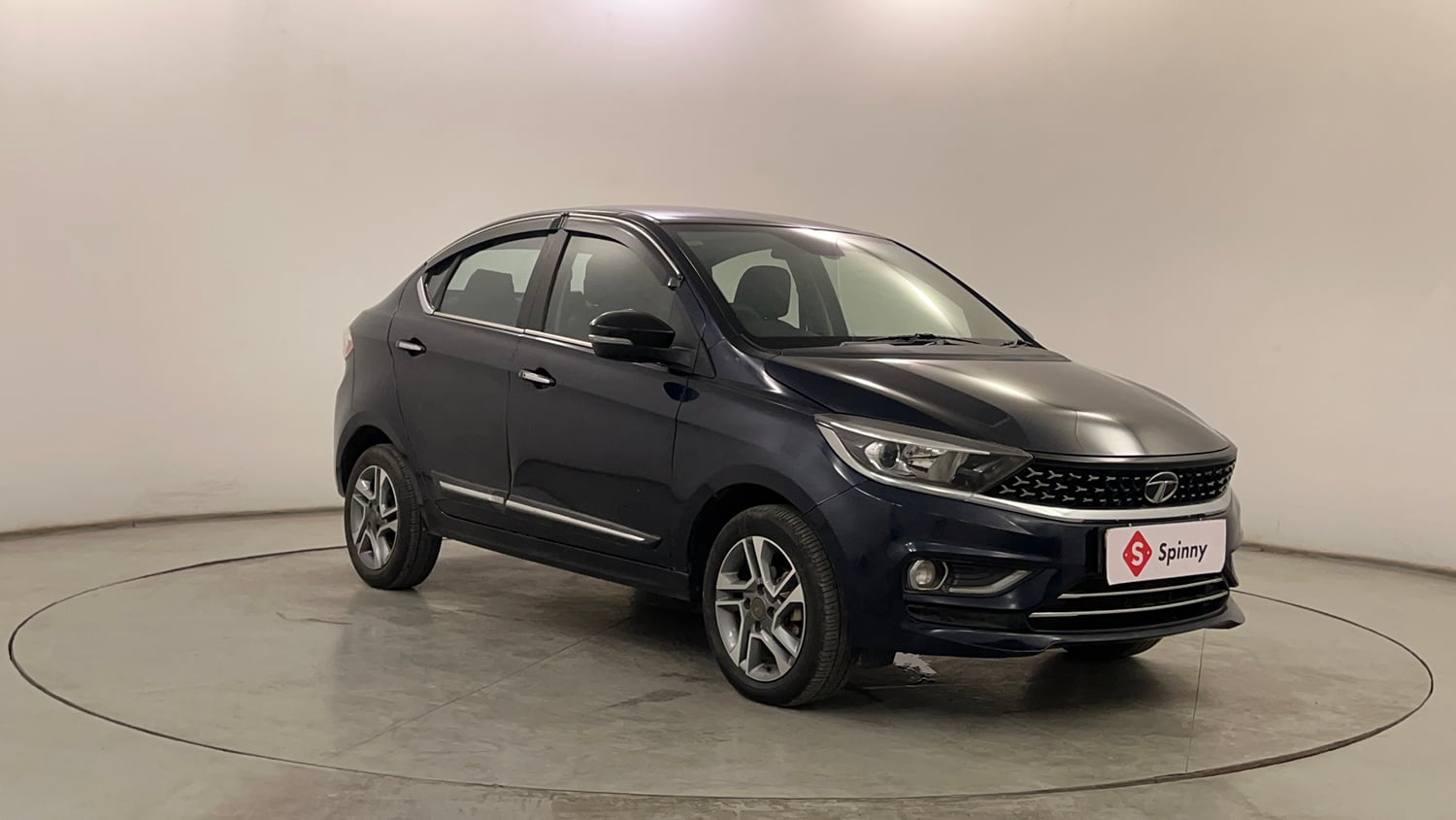 Used 2022 Tata Tigor XZ Plus Petrol Manual exterior RIGHT FRONT CORNER VIEW
