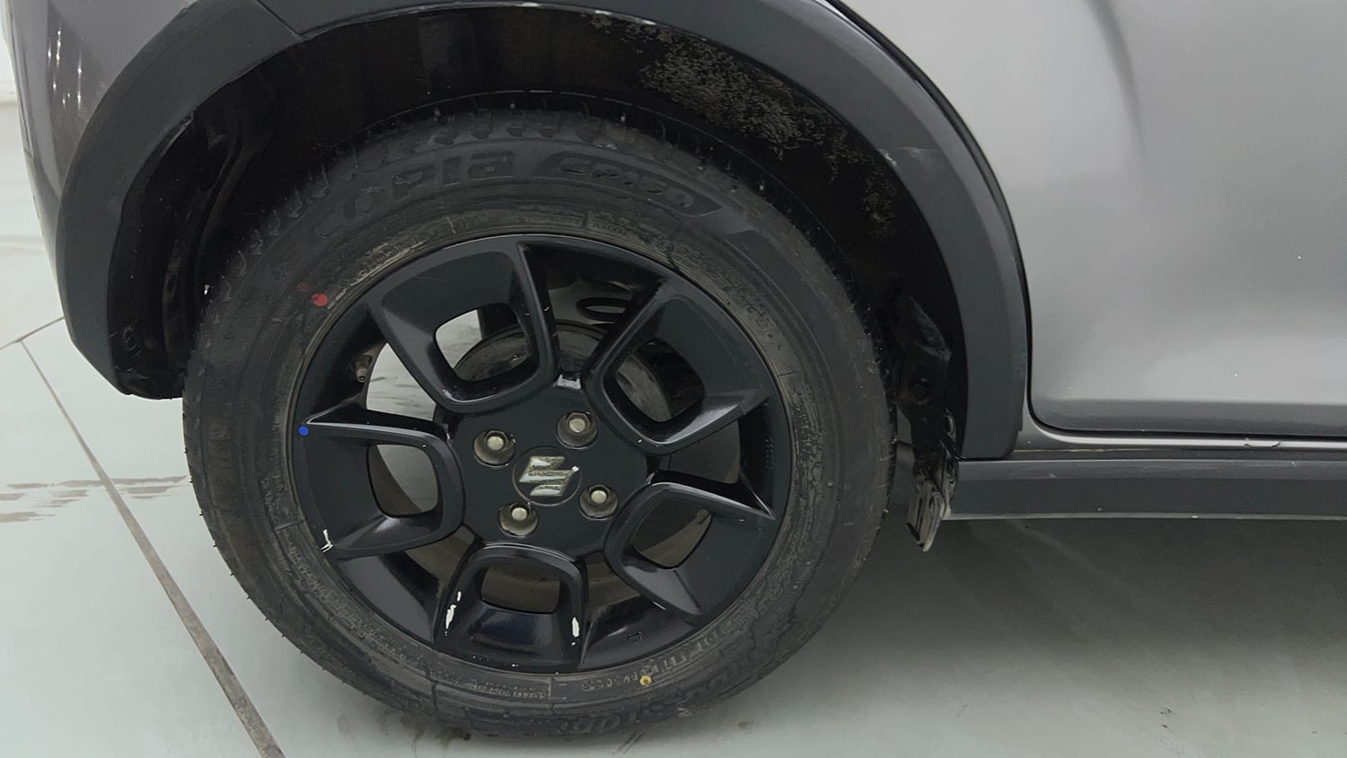Used 2023 Maruti Suzuki Ignis Alpha 1.2 AMT Petrol Automatic tyres RIGHT REAR TYRE RIM VIEW