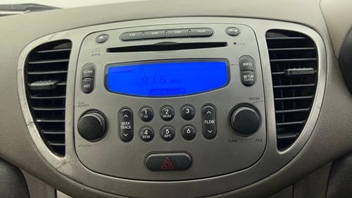 Used 2013 Hyundai i10 Sportz 1.2 AT Kappa2 Petrol Automatic top_features Integrated (in-dash) music system