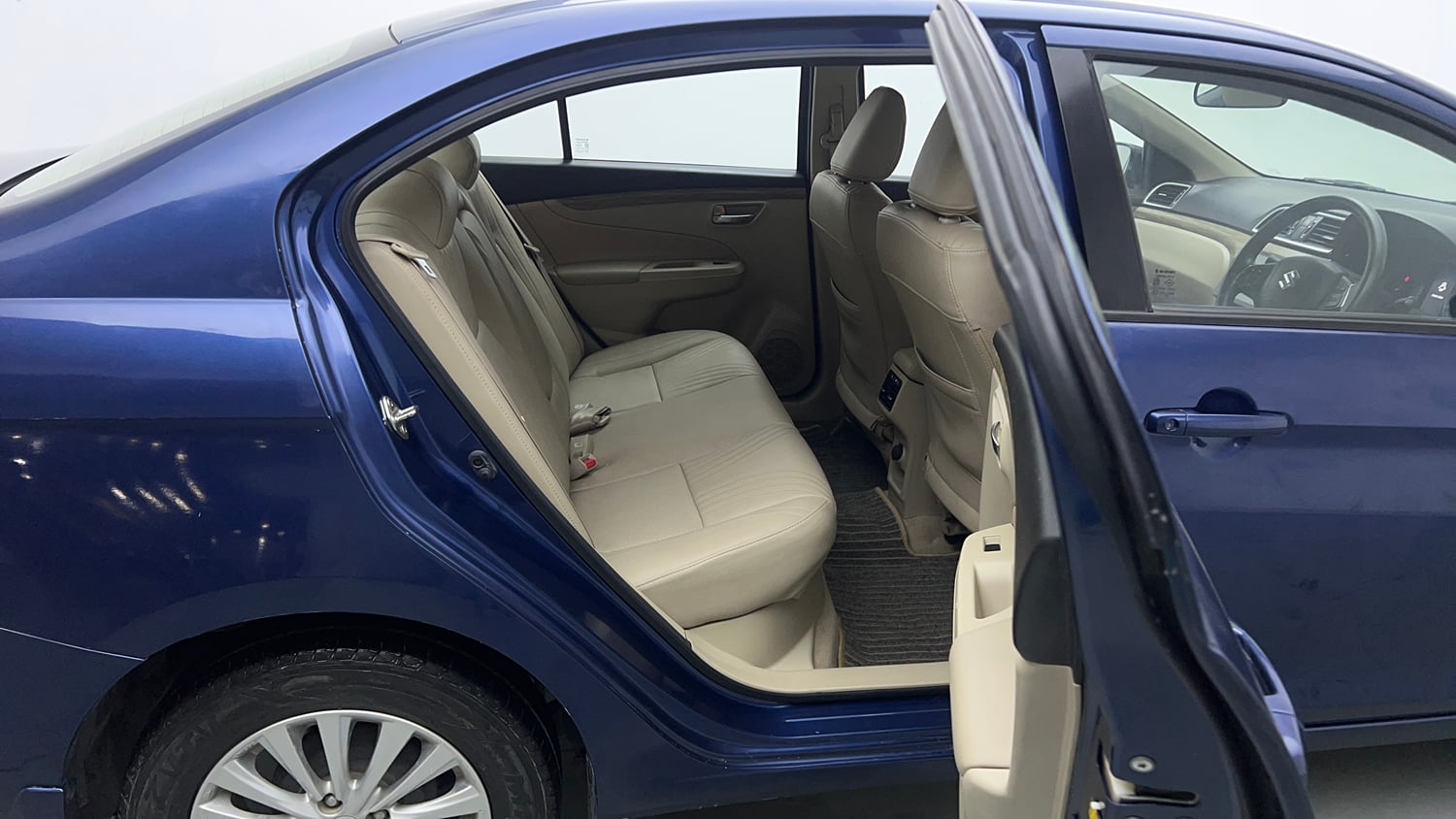 Used 2020 Maruti Suzuki Ciaz Delta Hybrid 1.5 Petrol Manual interior RIGHT SIDE REAR DOOR CABIN VIEW