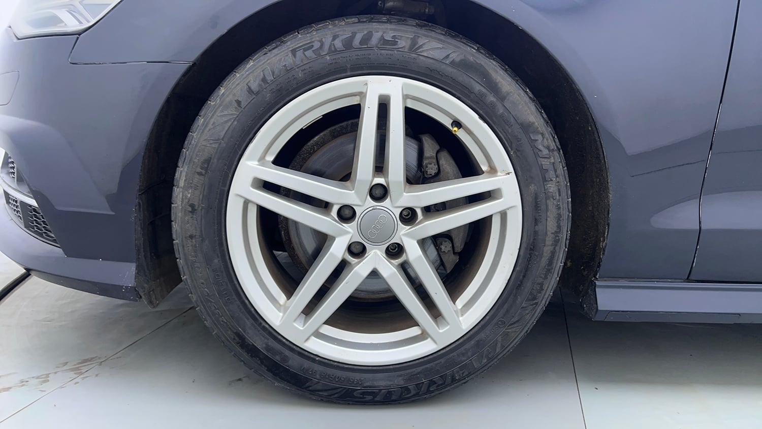 Used 2017 Audi A6 35 TFSI Petrol Automatic tyres LEFT FRONT TYRE RIM VIEW