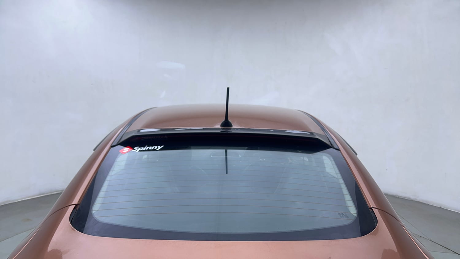 Used 2018 Tata Tigor Revotron XZA Petrol Automatic top_features Rear defogger