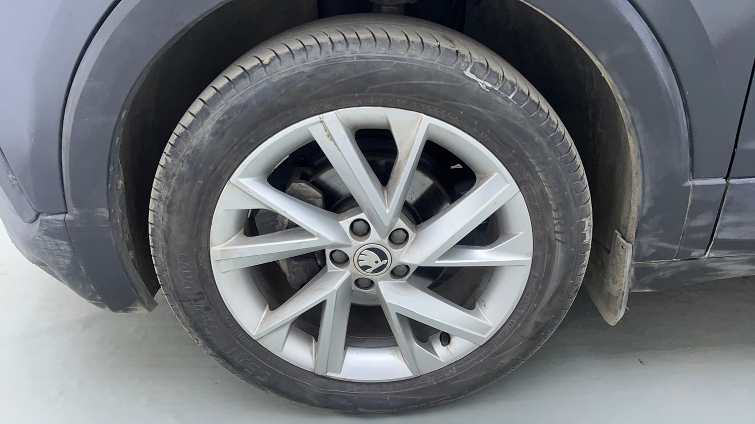Used 2024 Skoda Kushaq Style 1.0L TSI MT Petrol Manual tyres LEFT FRONT TYRE RIM VIEW