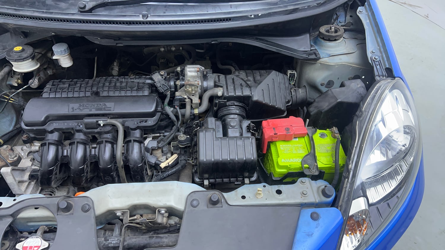 Used 2013 Honda Brio S MT Petrol Manual engine ENGINE LEFT SIDE VIEW