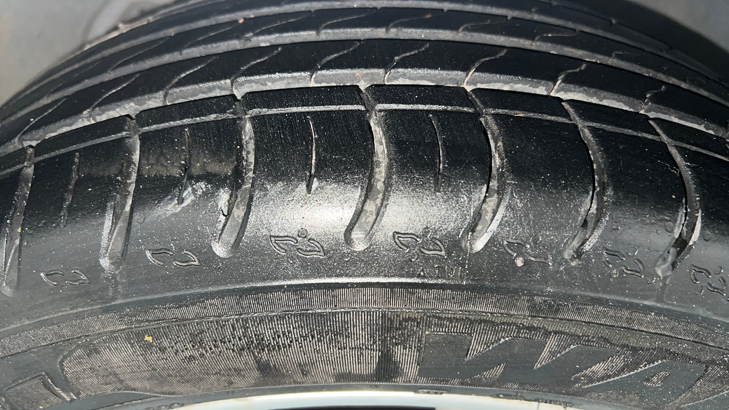 Used 2018 Ford EcoSport Titanium 1.5L TDCi Diesel Manual tyres LEFT FRONT TYRE TREAD VIEW