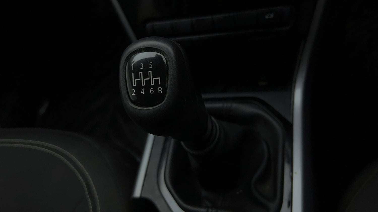 Used 2021 Tata Nexon XM Petrol Manual interior GEAR  KNOB VIEW