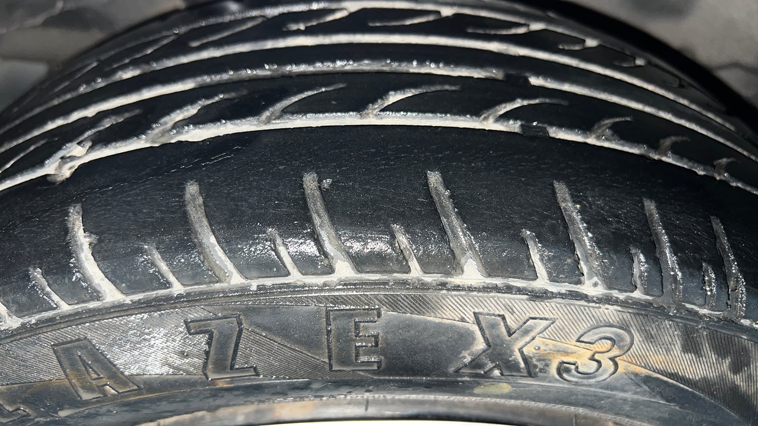 Used 2013 Honda Amaze 1.2 S i-VTEC Petrol Manual tyres RIGHT REAR TYRE TREAD VIEW