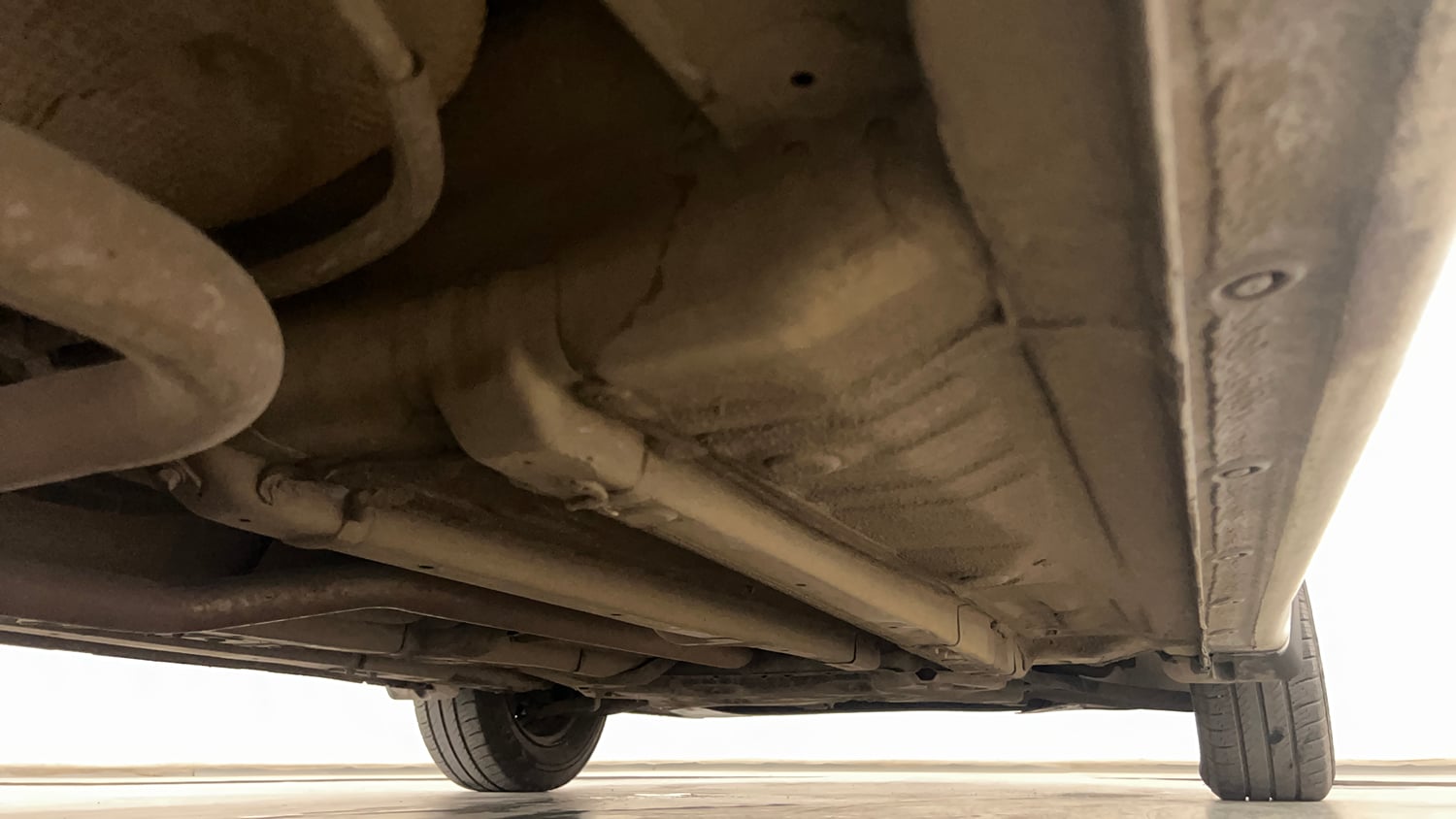 Used 2015 Hyundai Elite i20 Magna 1.2 Petrol Manual extra REAR RIGHT UNDERBODY VIEW