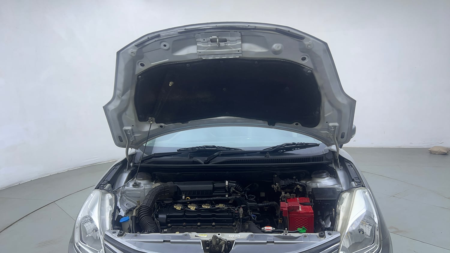 Used 2016 Maruti Suzuki Baleno Delta 1.2 Petrol Manual engine ENGINE & BONNET OPEN FRONT VIEW