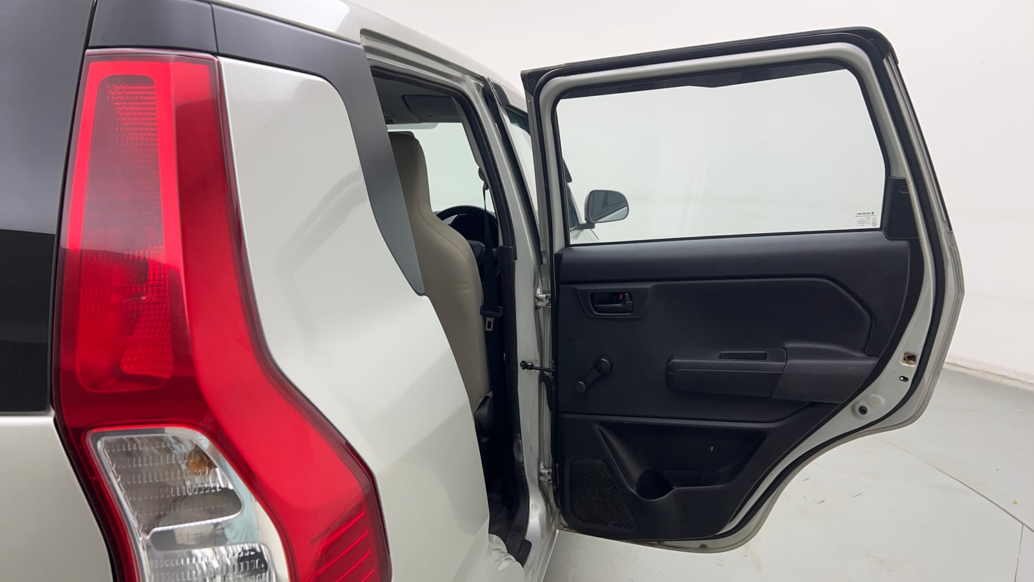 Used 2020 Maruti Suzuki Wagon R 1.0 LXi 1.0 Petrol Manual interior RIGHT REAR DOOR OPEN VIEW