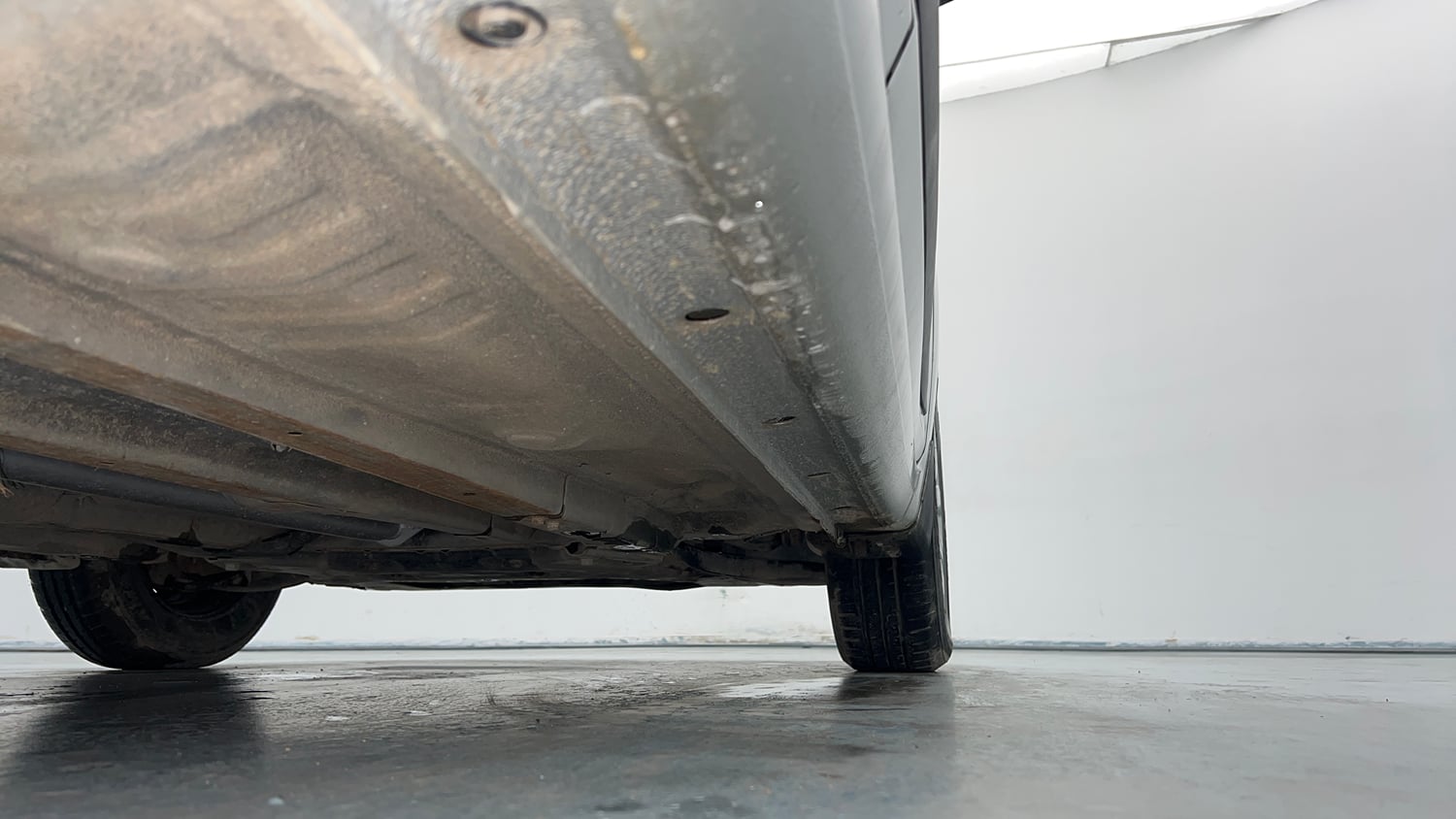 Used 2015 Hyundai Elite i20 Sportz 1.2 Petrol Manual extra REAR RIGHT UNDERBODY VIEW