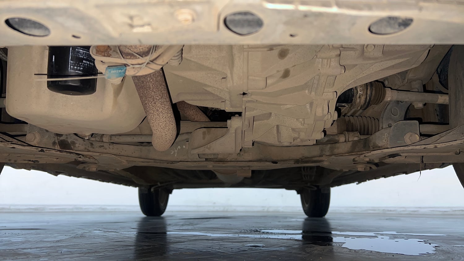 Used 2023 Maruti Suzuki Ignis Alpha 1.2 AMT Petrol Automatic extra FRONT LEFT UNDERBODY VIEW