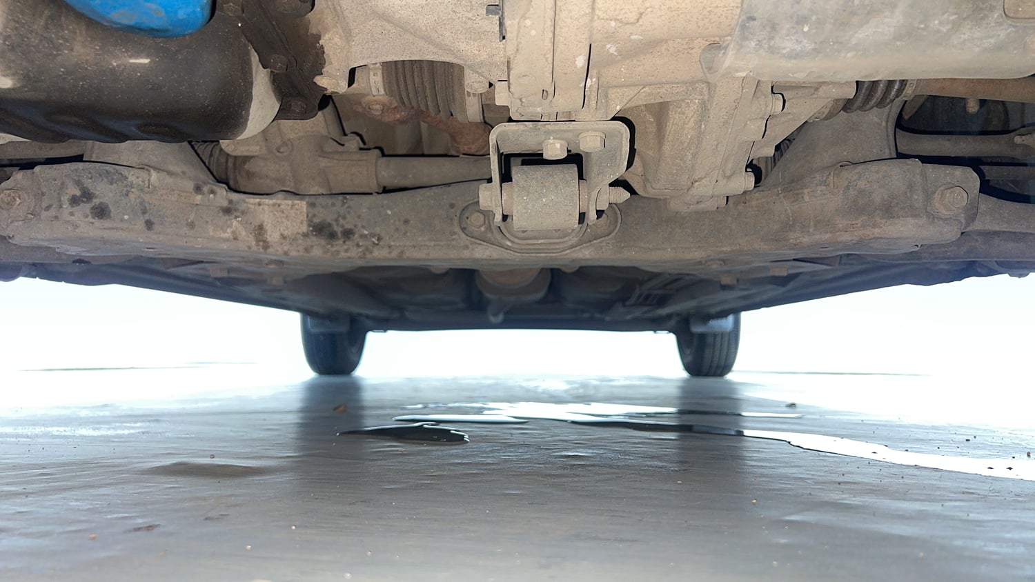 Used 2020 Hyundai Grand i10 Nios Sportz AMT 1.2 Kappa VTVT Petrol Automatic extra FRONT LEFT UNDERBODY VIEW