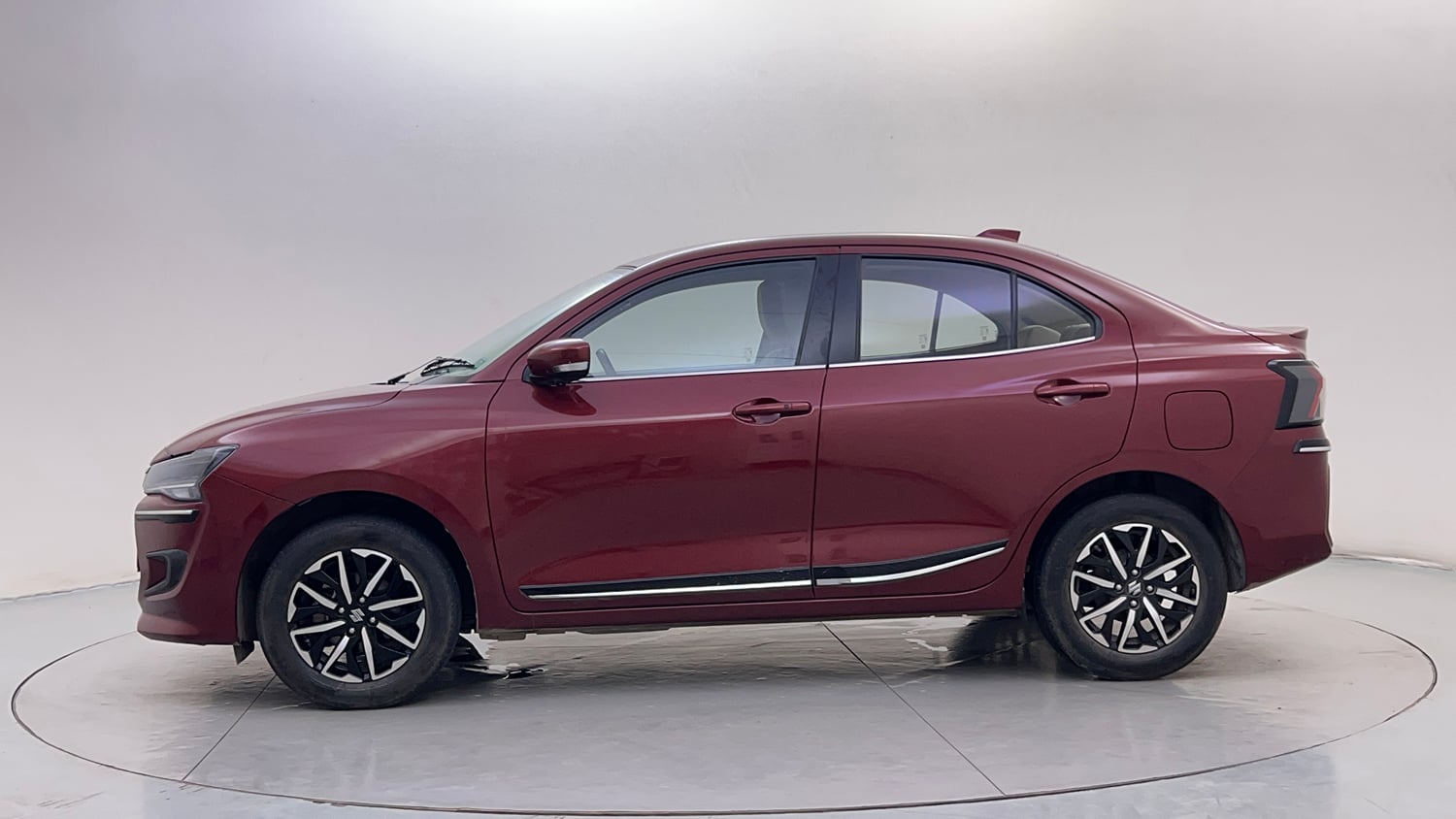 Used 2024 Maruti Suzuki Dzire ZXi Plus AMT Petrol Automatic exterior LEFT SIDE VIEW