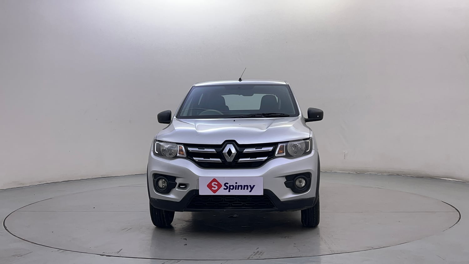 Used 2018 Renault Kwid 1.0 RXT AMT Petrol Automatic exterior FRONT VIEW